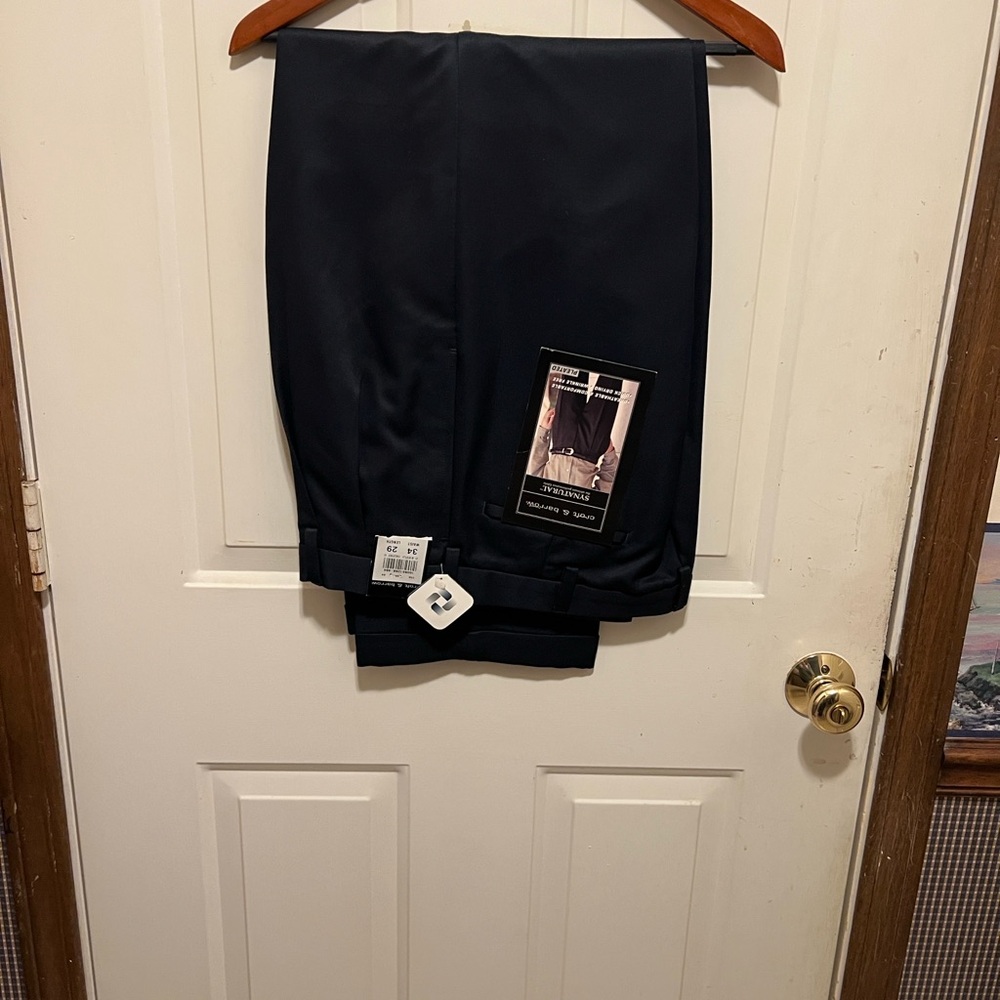 NWT Men’s Croft & Barrow Navy Dress Pants  34” waist, 
29”. - Picture 4 of 5